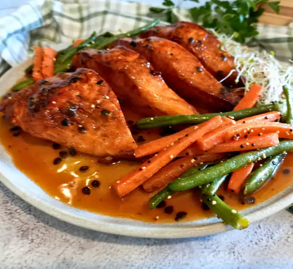 Quick Honey Glazed Salmon Recipe with Tangy Passion Fruit Twist 23 Honey Glazed Salmon Recipe Featured 01