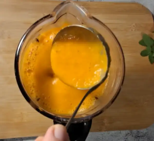 Roasted Tomato Soup with a Carrot Twist: Comfort in a Bowl 27 Roasted Tomato Soup Preparation 6