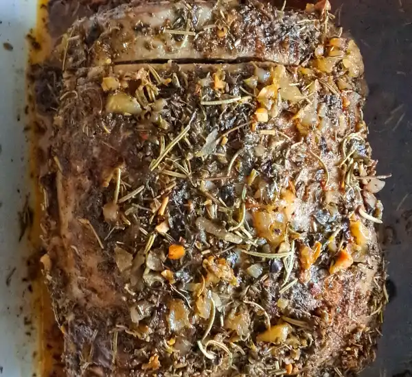 Eye of Round Roast Recipe – Juicy, Flavorful & Easy to Make 28 Eye of Round Roast Recipe Prep 07