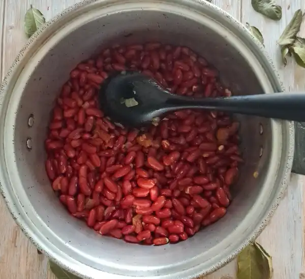 How to Cook Dried Beans on the Stove – Easy Homemade Beans Recipe 25 How to Cook Dried Beans Prep 04