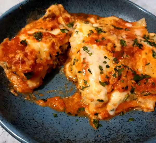 Easy Vegetarian Lasagna Recipe with Zucchini & Mushrooms 39 Vegetarian Lasagna Recipe Featured 02