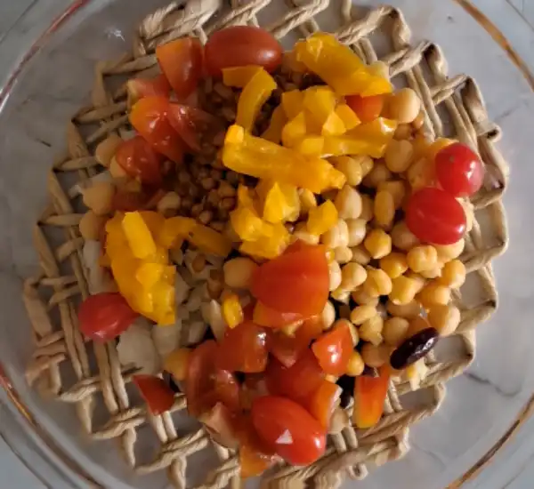 Easy Bean Salad Recipe with Chickpeas and Bulgur – Quick, Healthy, and Tasty 18 Bean Salad Recipe Prep 01