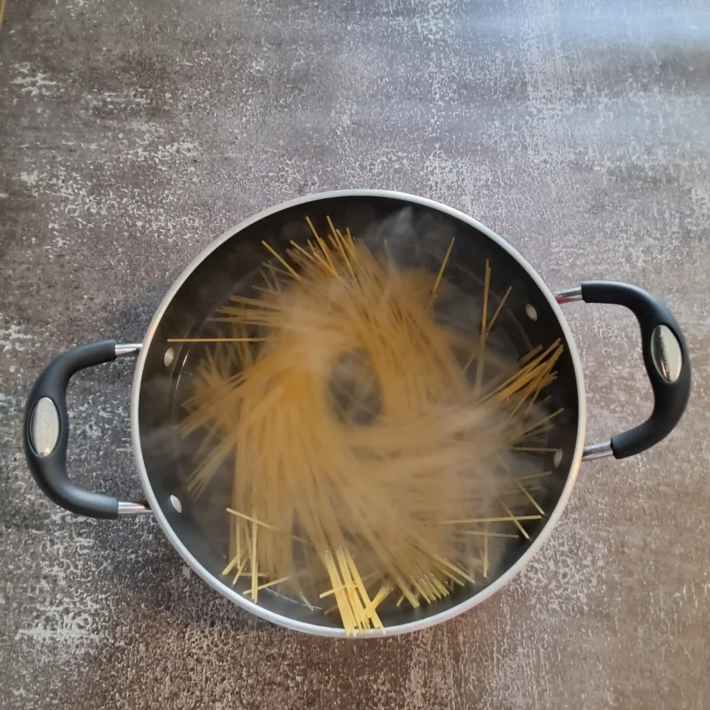 Caramelized Onion Pasta Prep 03a