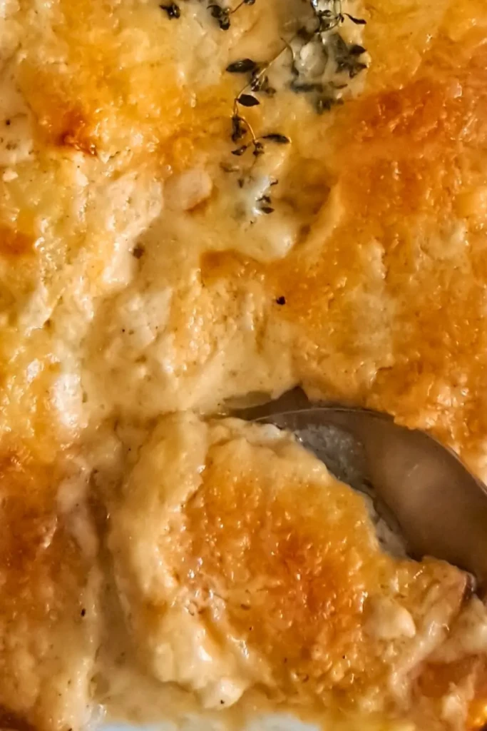 Easy Scalloped Potatoes – Creamy, Cheesy & Homemade 18 Scalloped Potatoes Featured 03