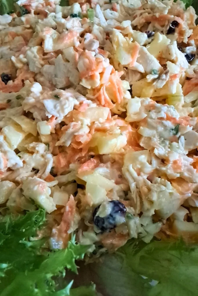 Easy and Fresh Chicken Salad with Cranberries and Apples 15 Chicken Salad With Cranberries Featured 03