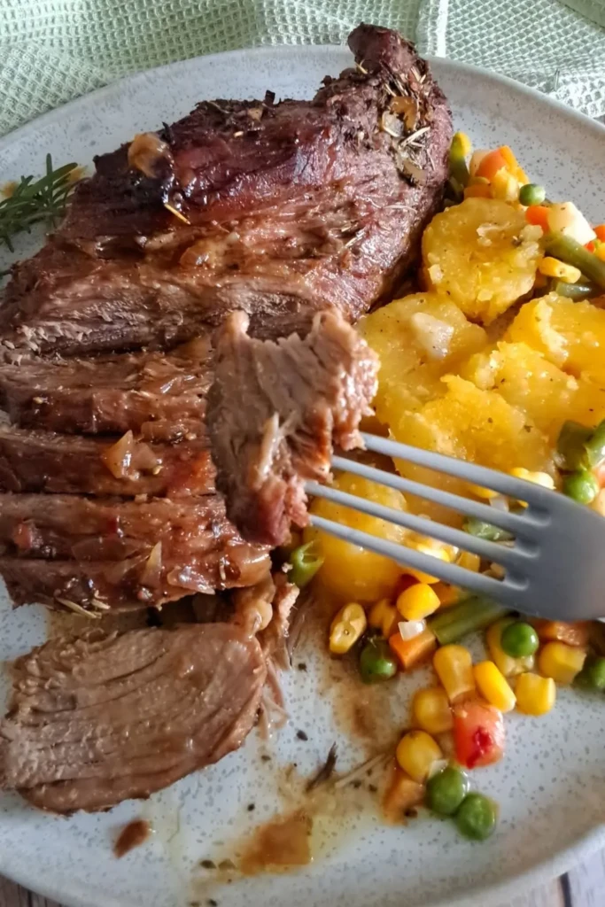 Easy Tri-Tip Marinade – Juicy, Oven Baked & Full of Flavor 20 Tri-Tip Marinade Featured 02