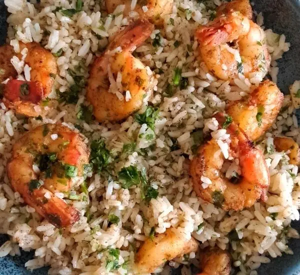 Shrimp Provençal with Garlic Butter and Parsley – Brazilian Style, Ready in 20 Minutes 23 Shrimp Provençal Featured 01